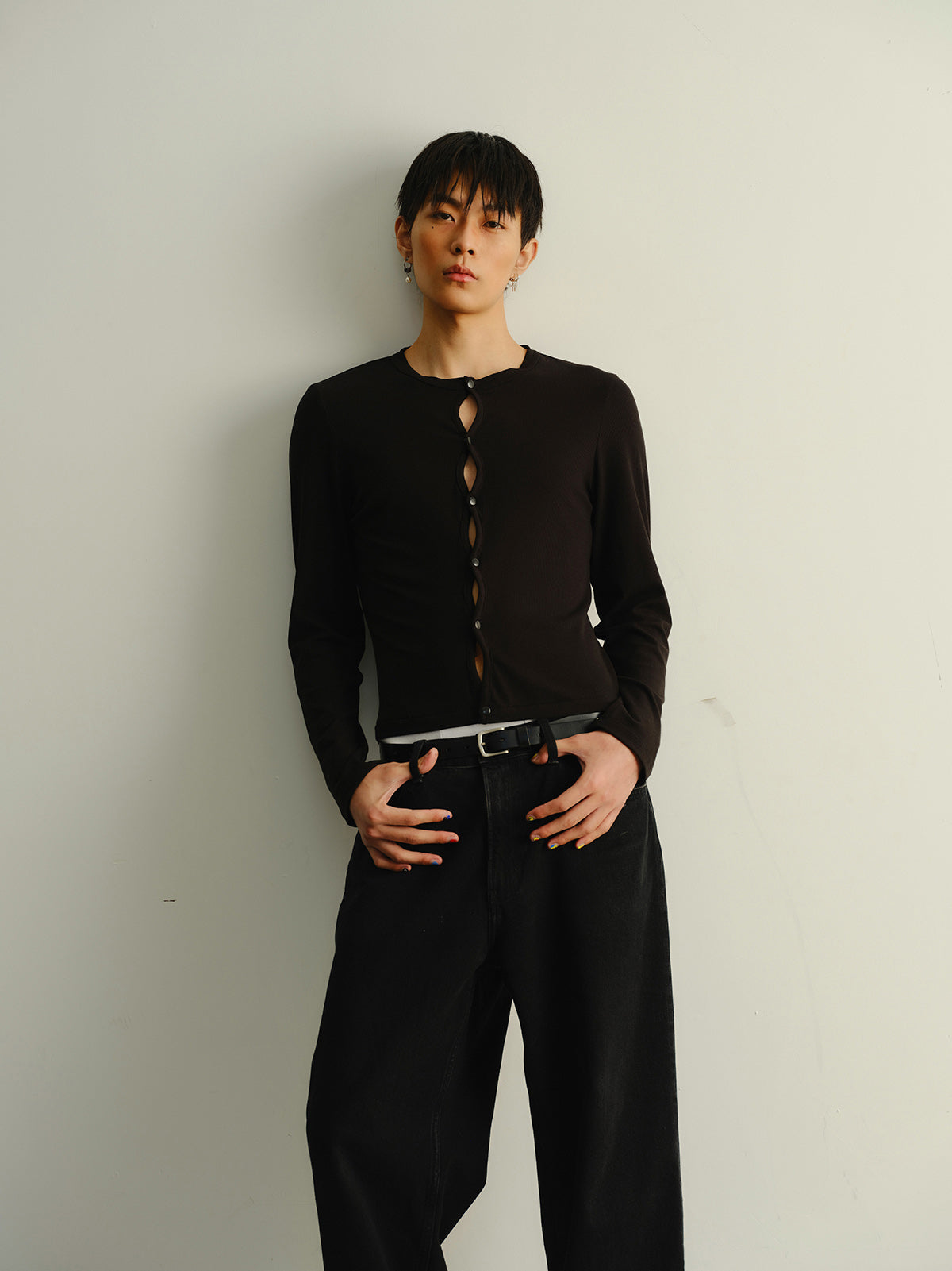 Hollow chest elastic cardigan