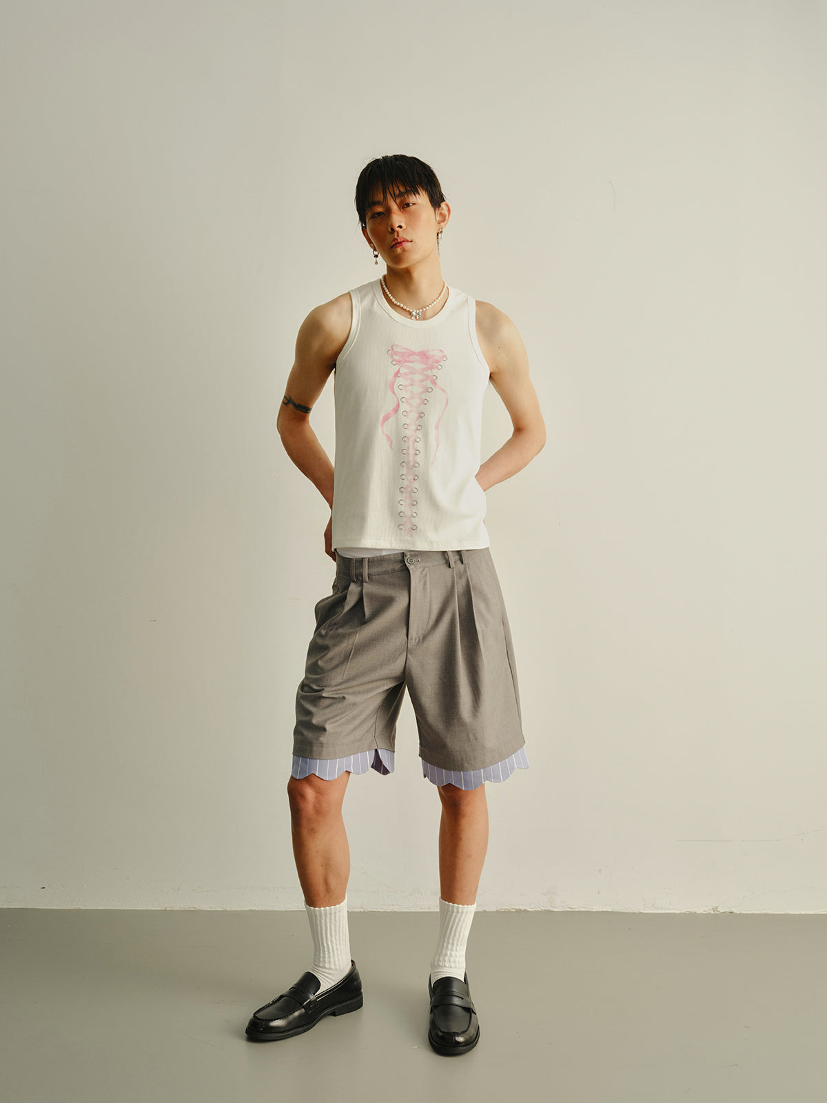 Bow tie strap printed vest