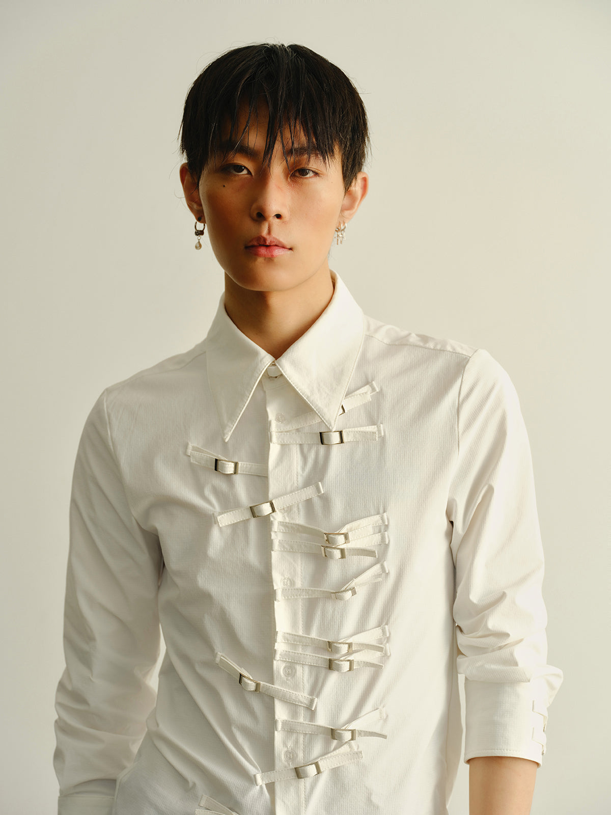 Elastic slim fit 7-inch sleeve shirt