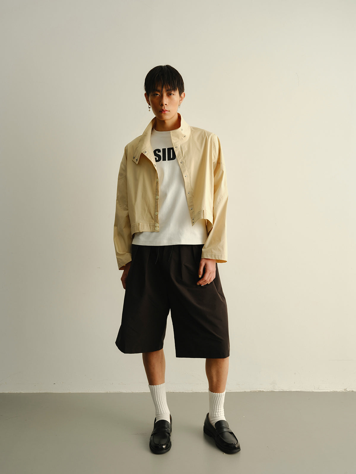 Front short back long standing collar shirt