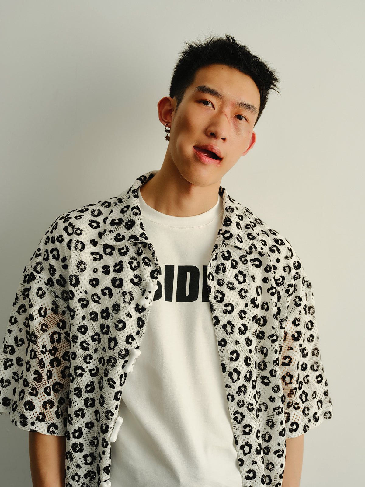 Leopard print silhouette shirt