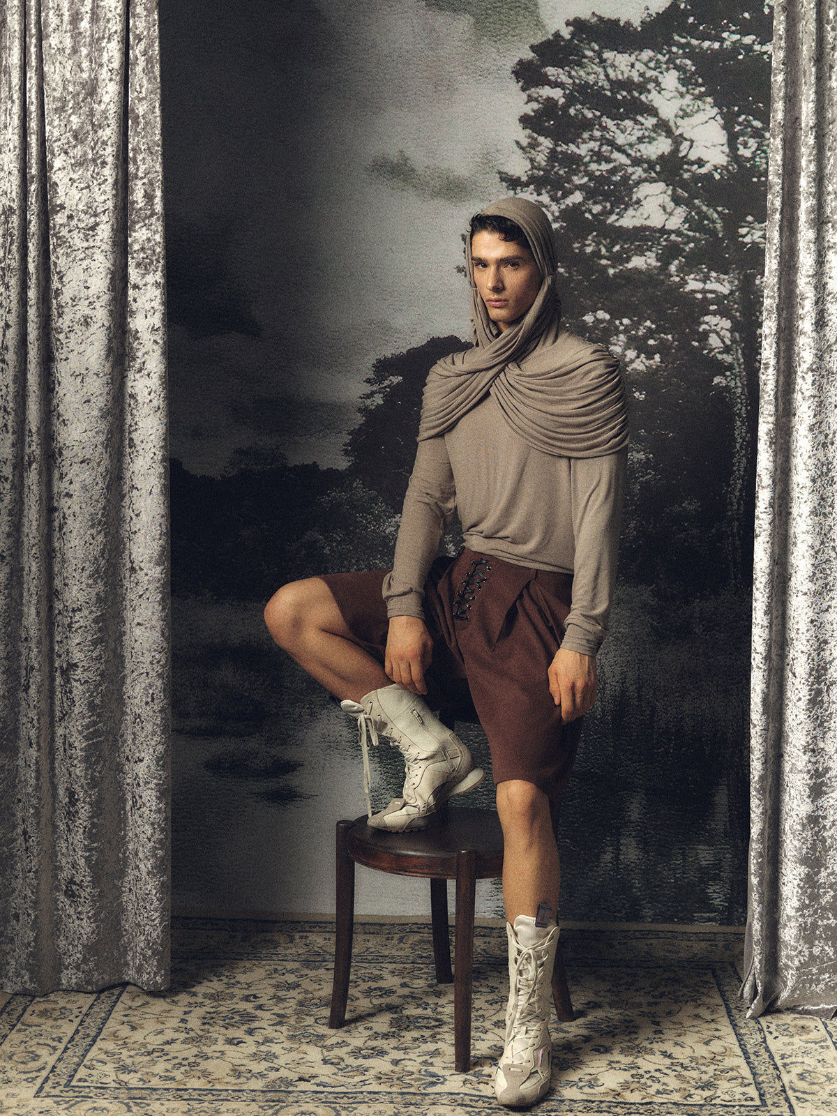 Two tone pleated hooded top