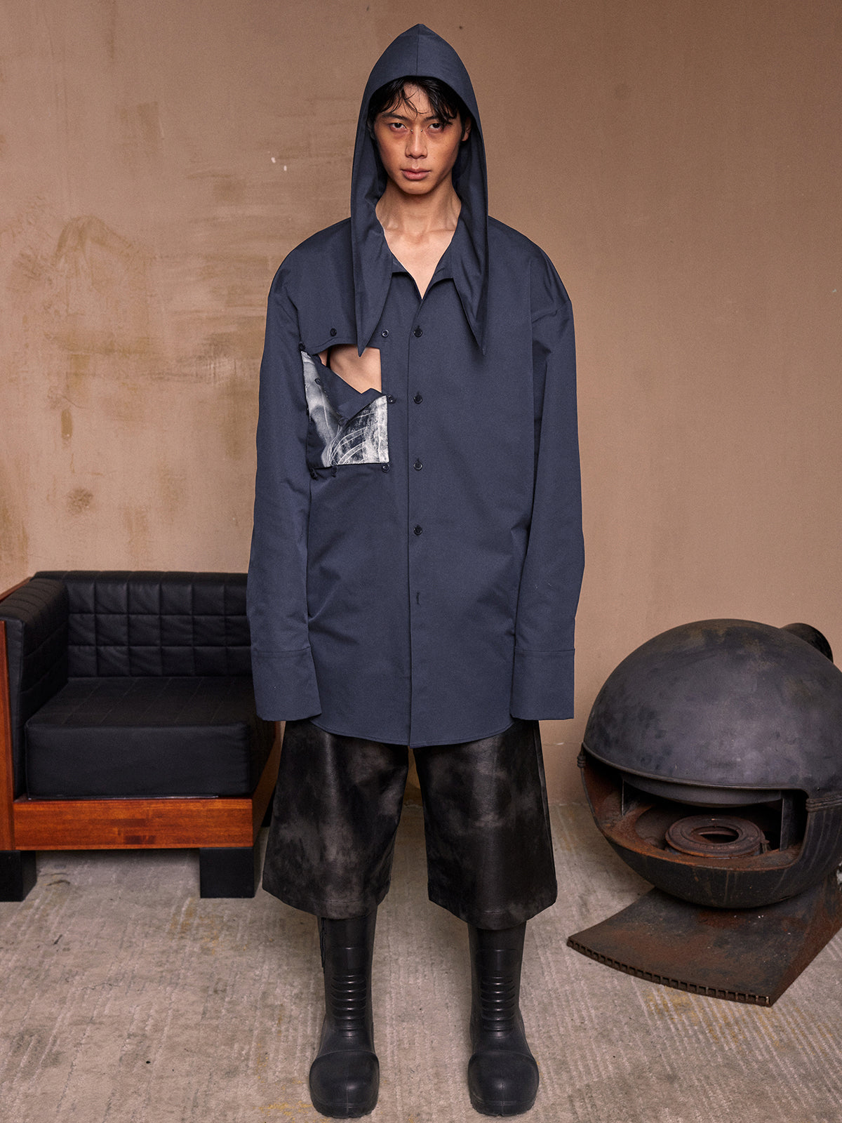 Silhouette hooded scarf shirt