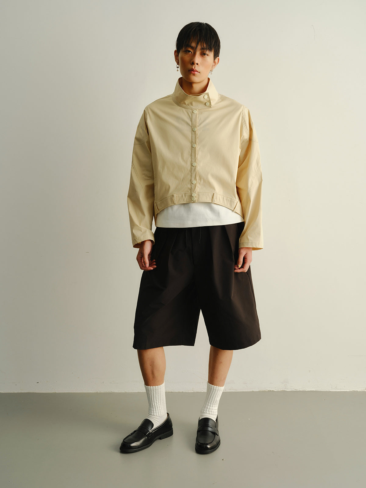 Front short back long standing collar shirt