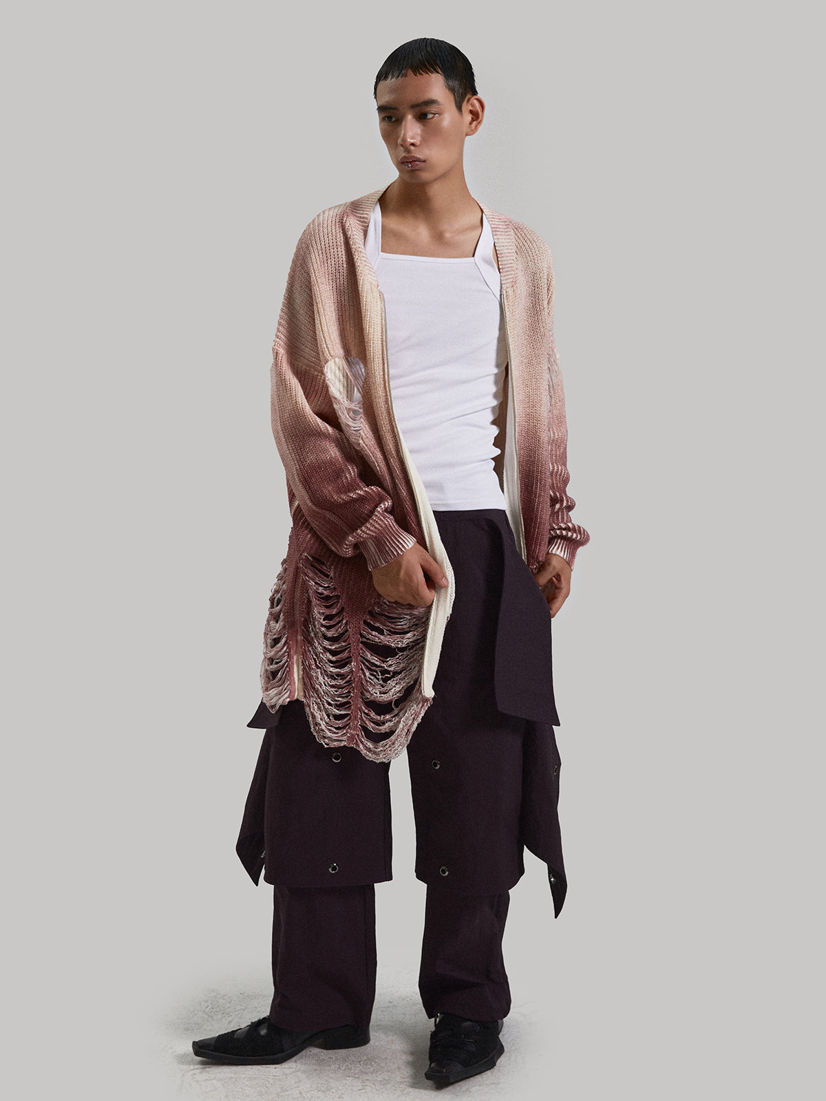 Gradient two-color ripped sweater