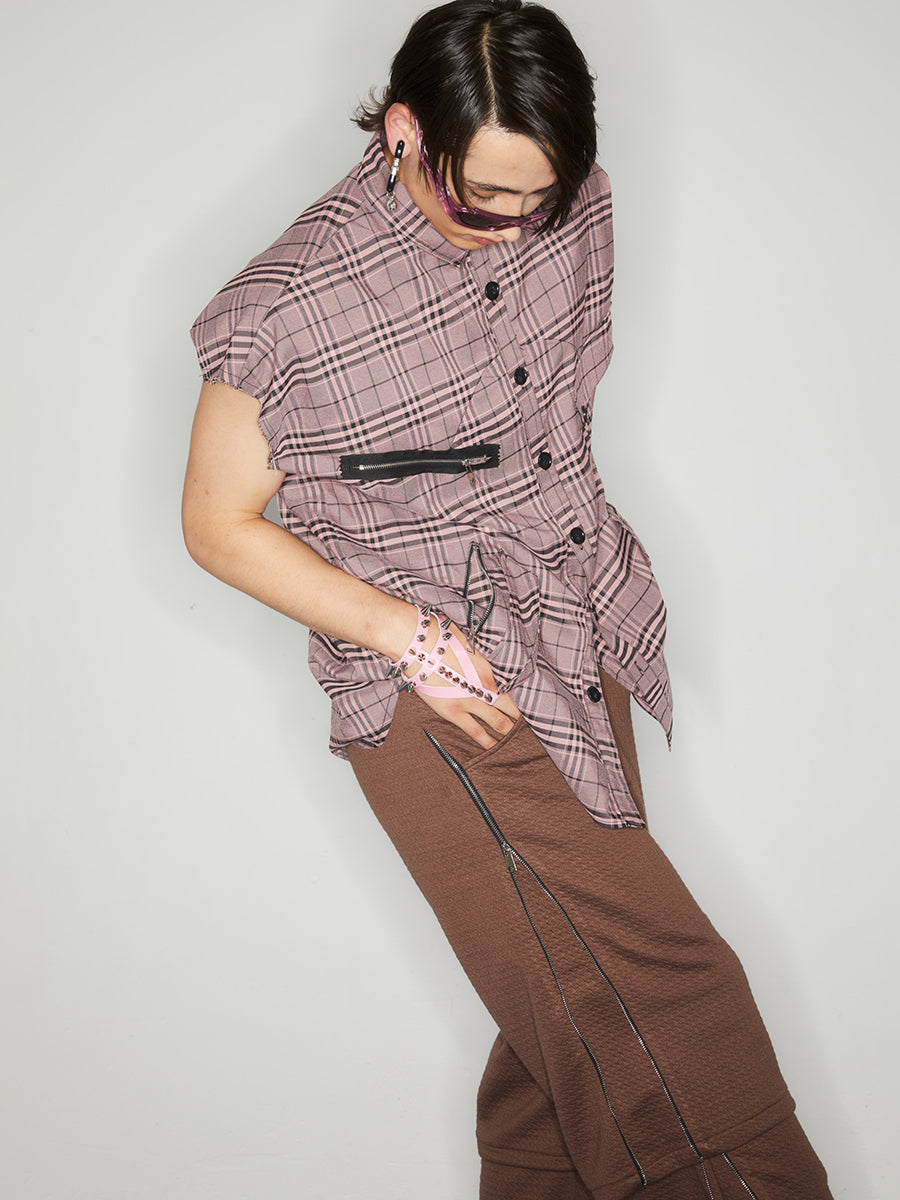 Checkered sleeveless zippered shirt