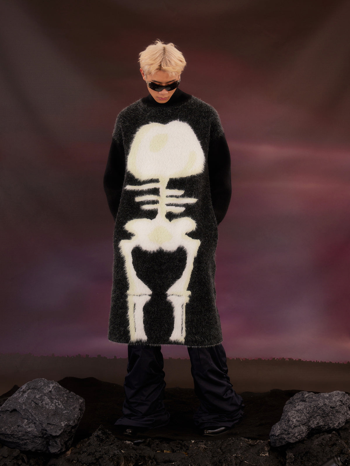 Black fishbone long sweater