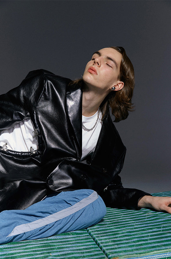 Hollow out silhouette coat