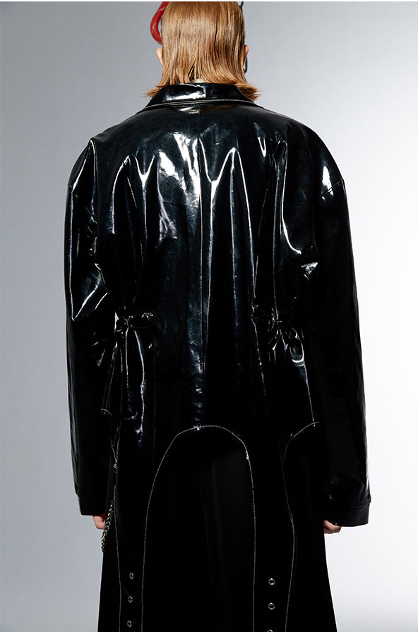 Silhouette suit coat