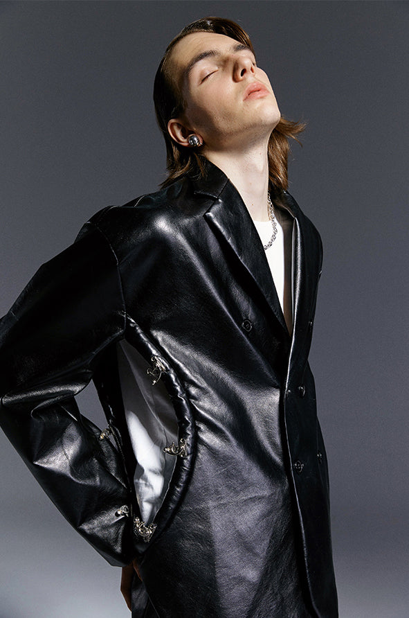 Hollow out silhouette coat