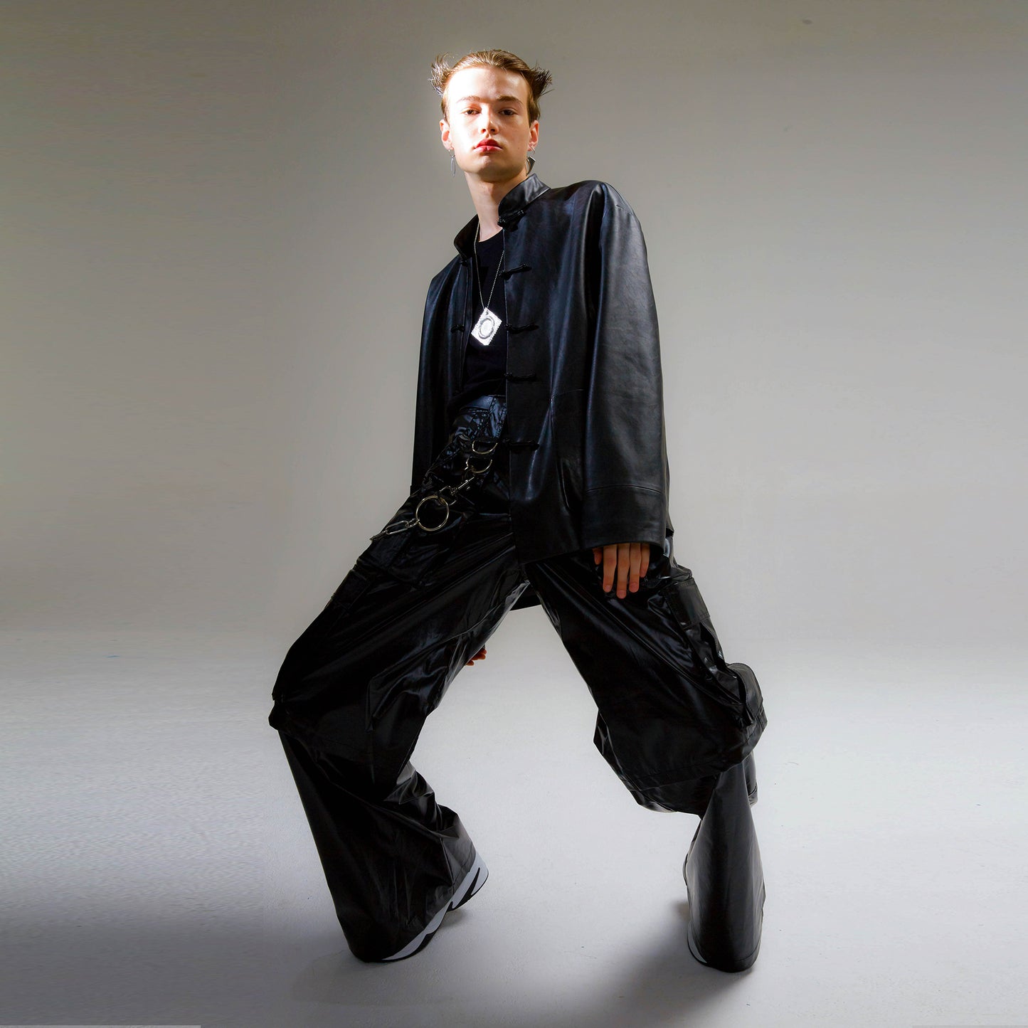 Silhouette wide leg pants