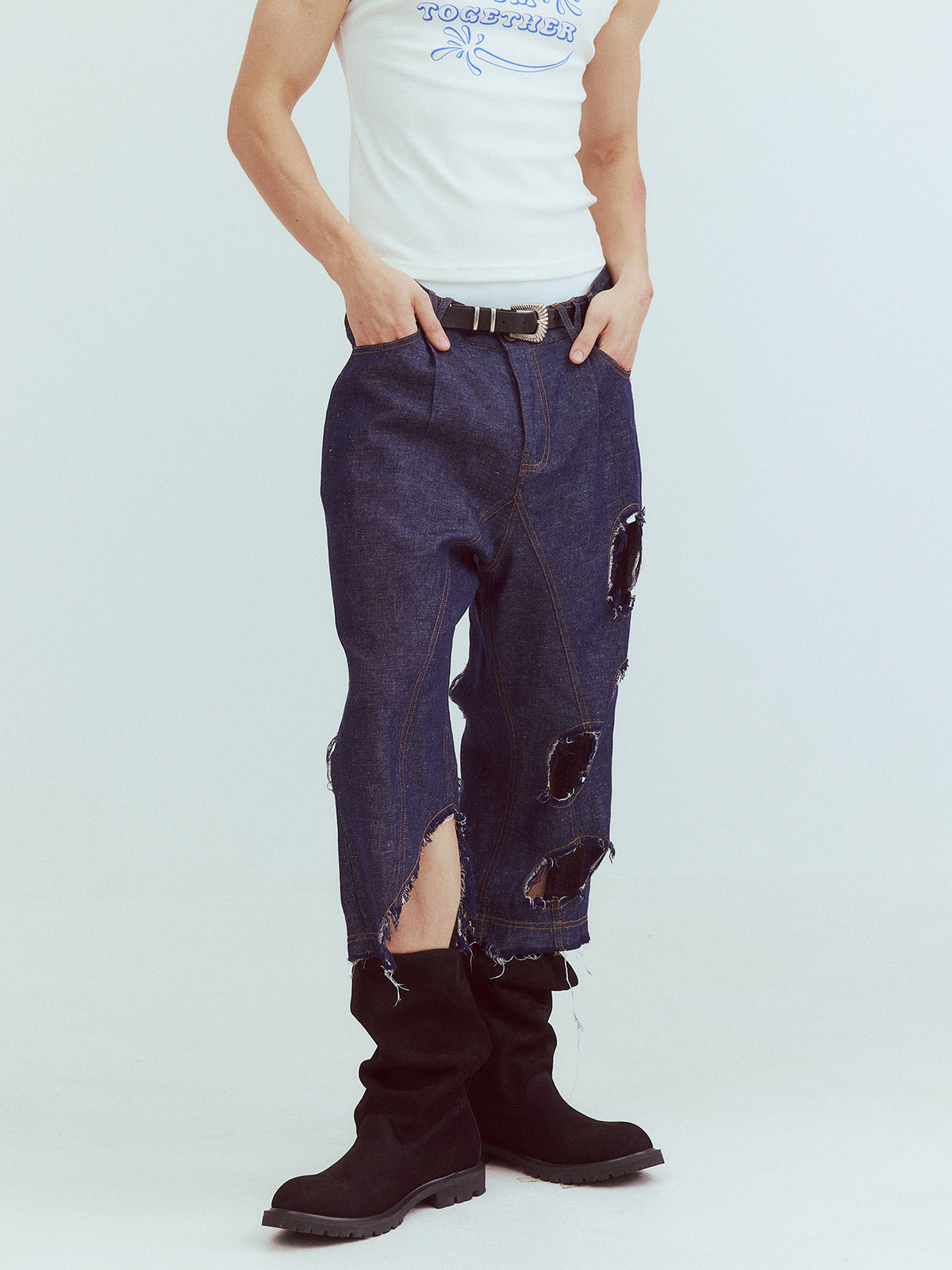 ripped capri pants