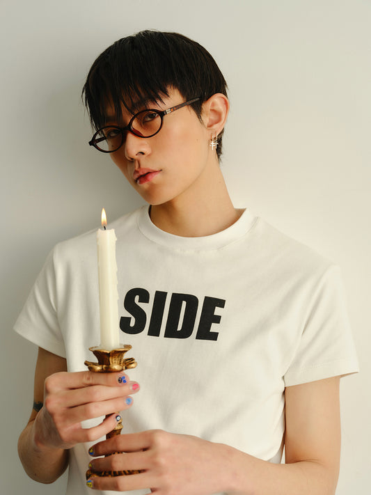 Black and white short sleeved T-shirt