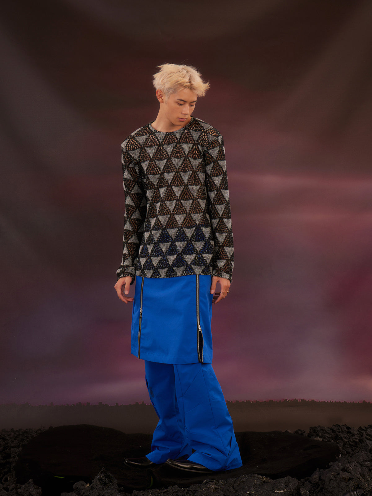 Triangle hollow fishing net sweater