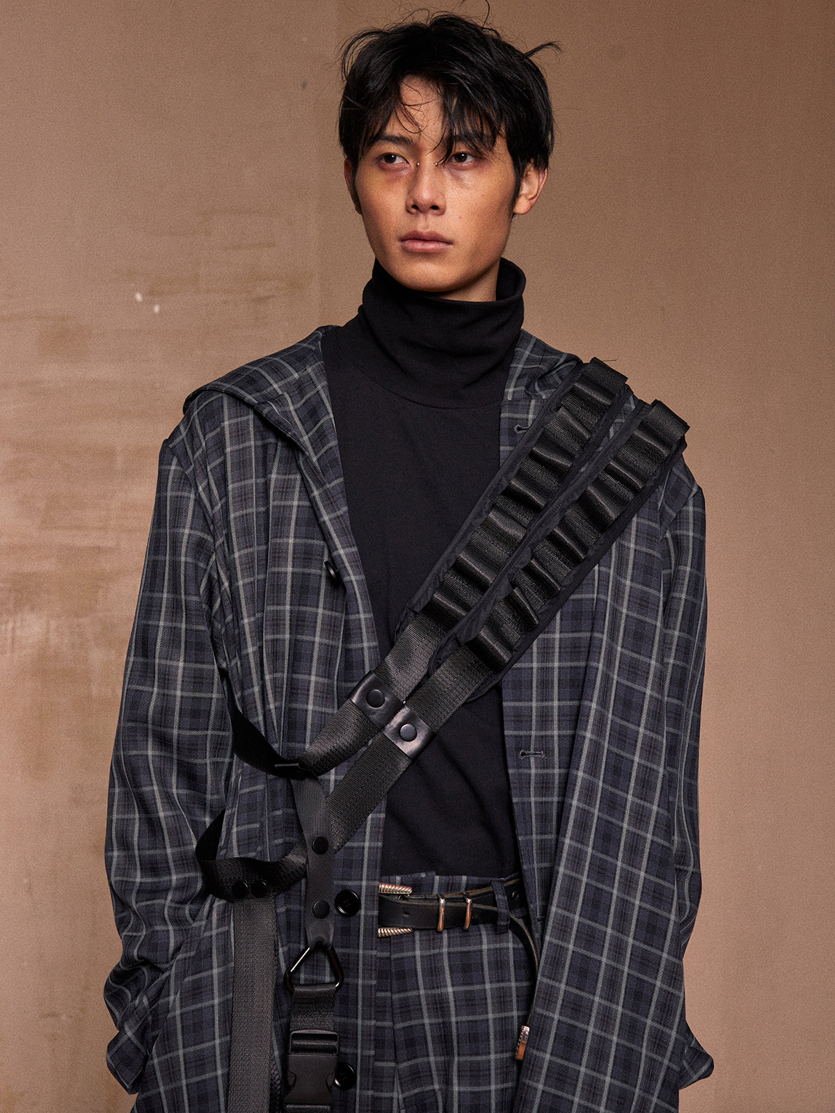 Multi use straps with buckle waistband