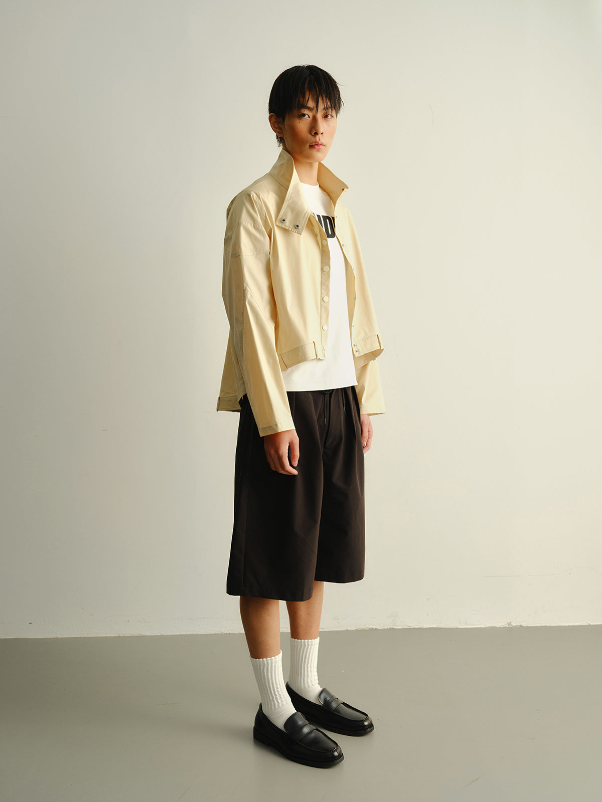 Front short back long standing collar shirt