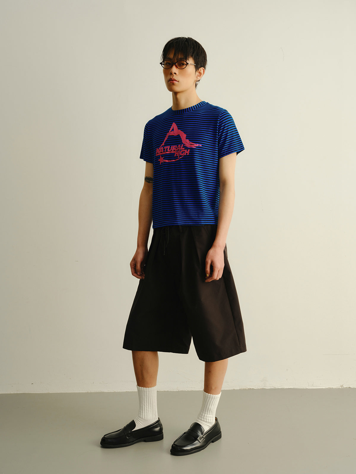 Black silhouette shorts