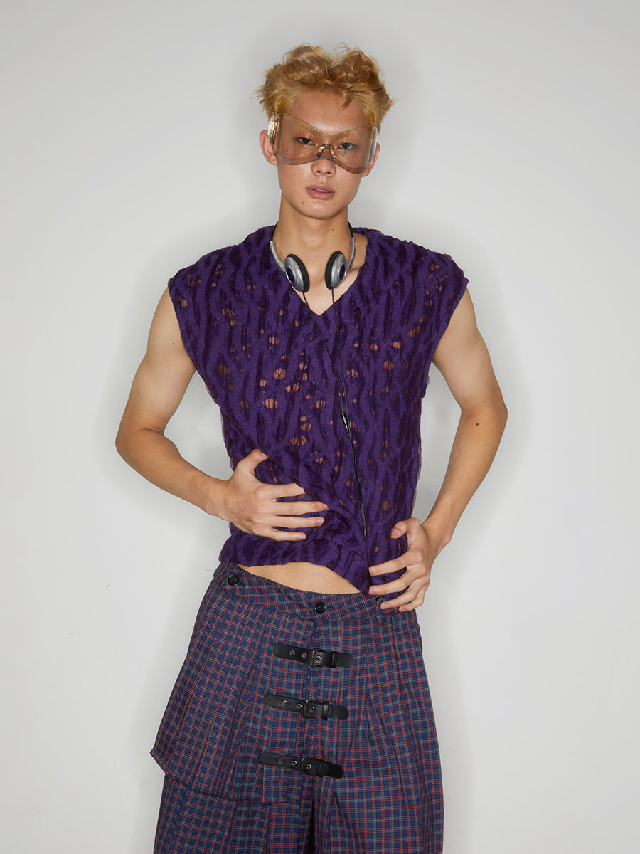 Two tone sleeveless hollow top