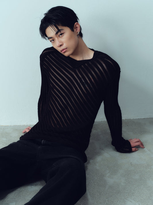 Black diagonal perspective slim fit sweater