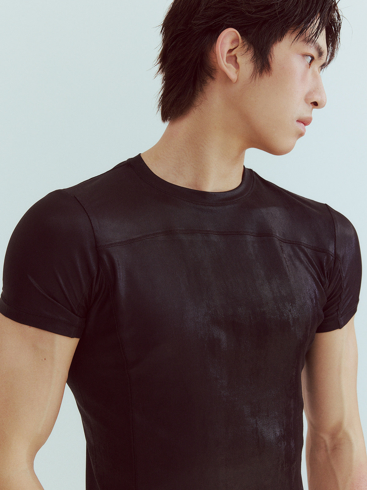 Reflective glossy tight-fitting split T-shirt