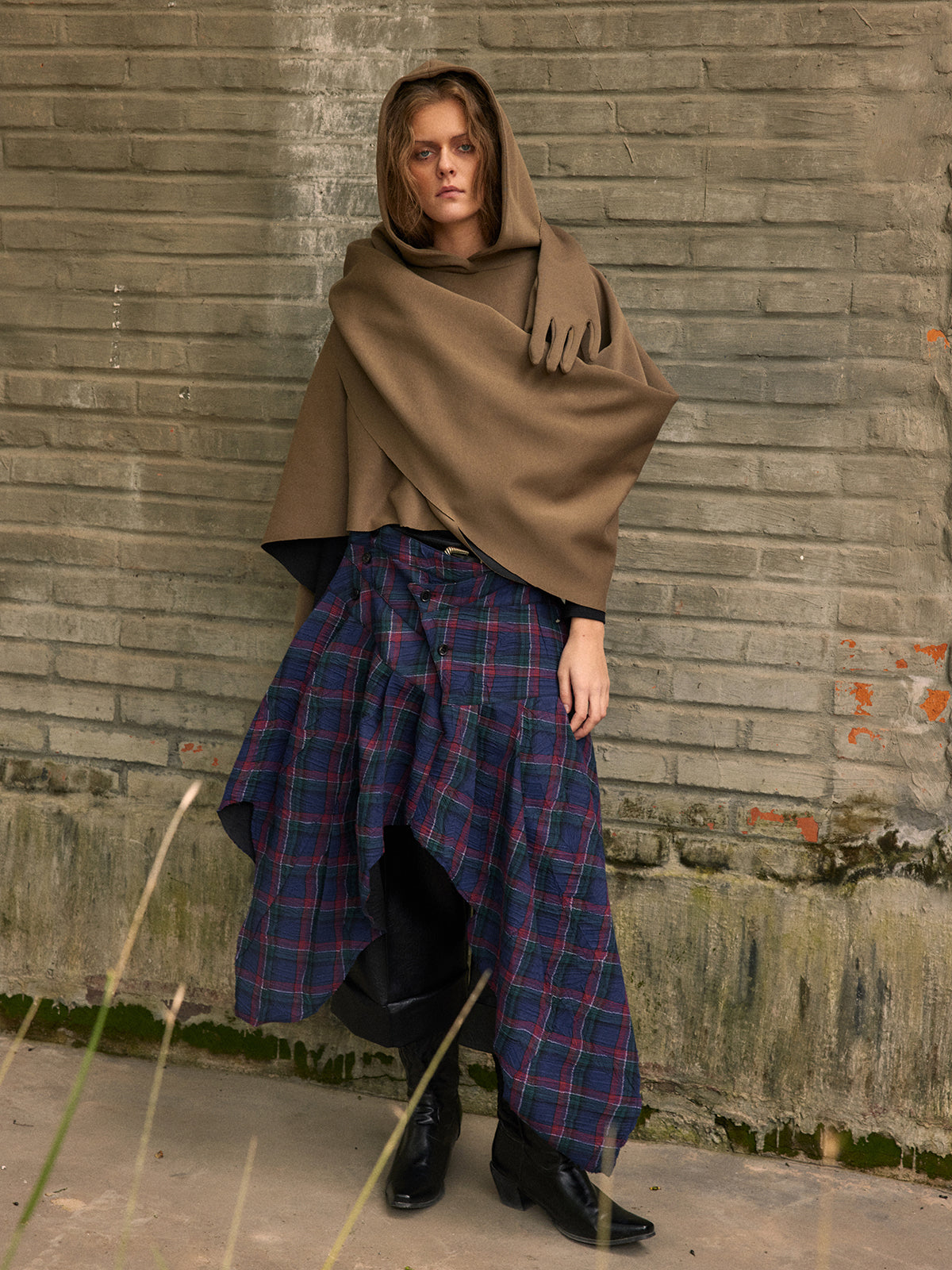 Gloves scarves  cloaks