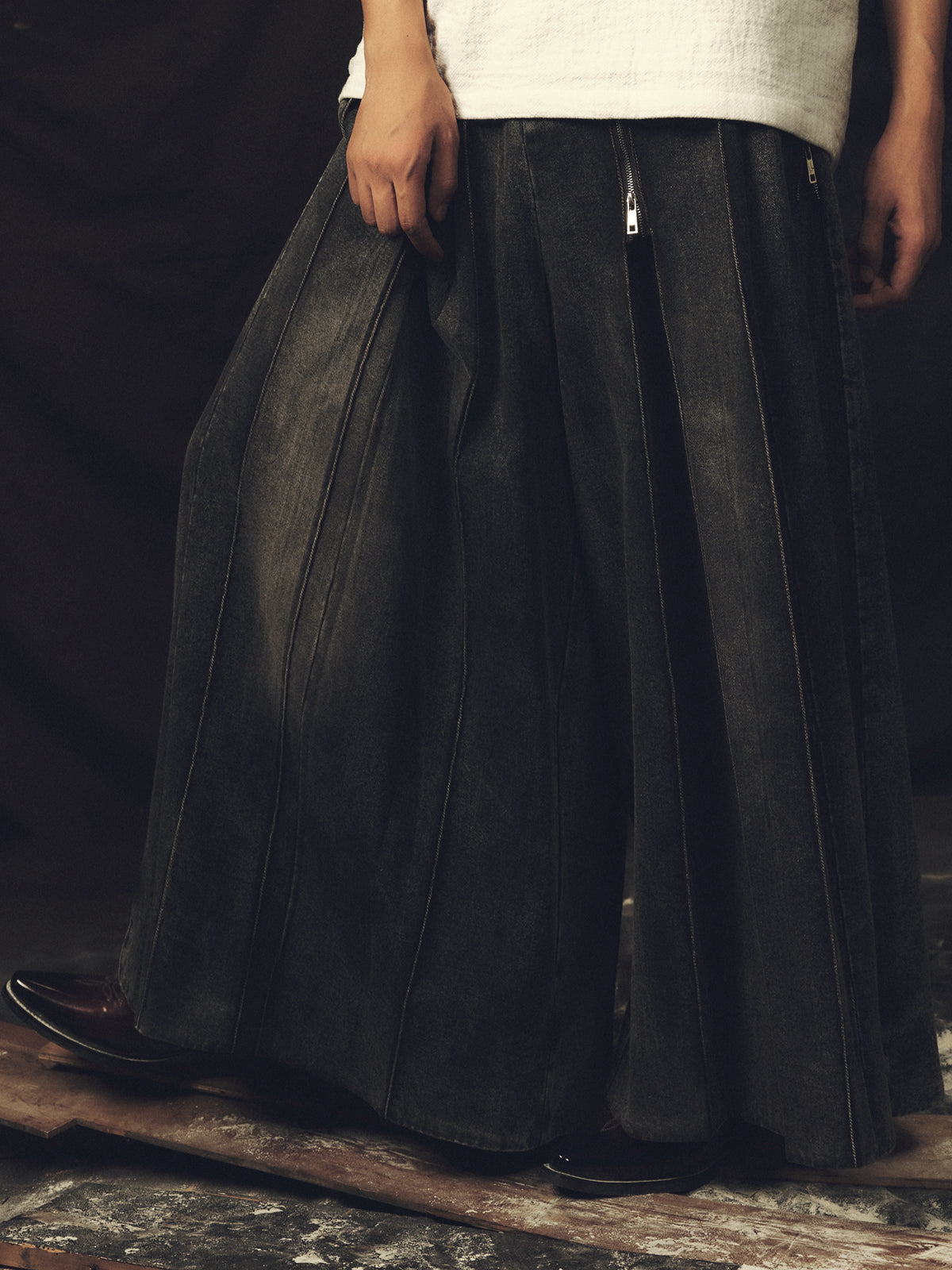 Multi zipper washed wide leg pants