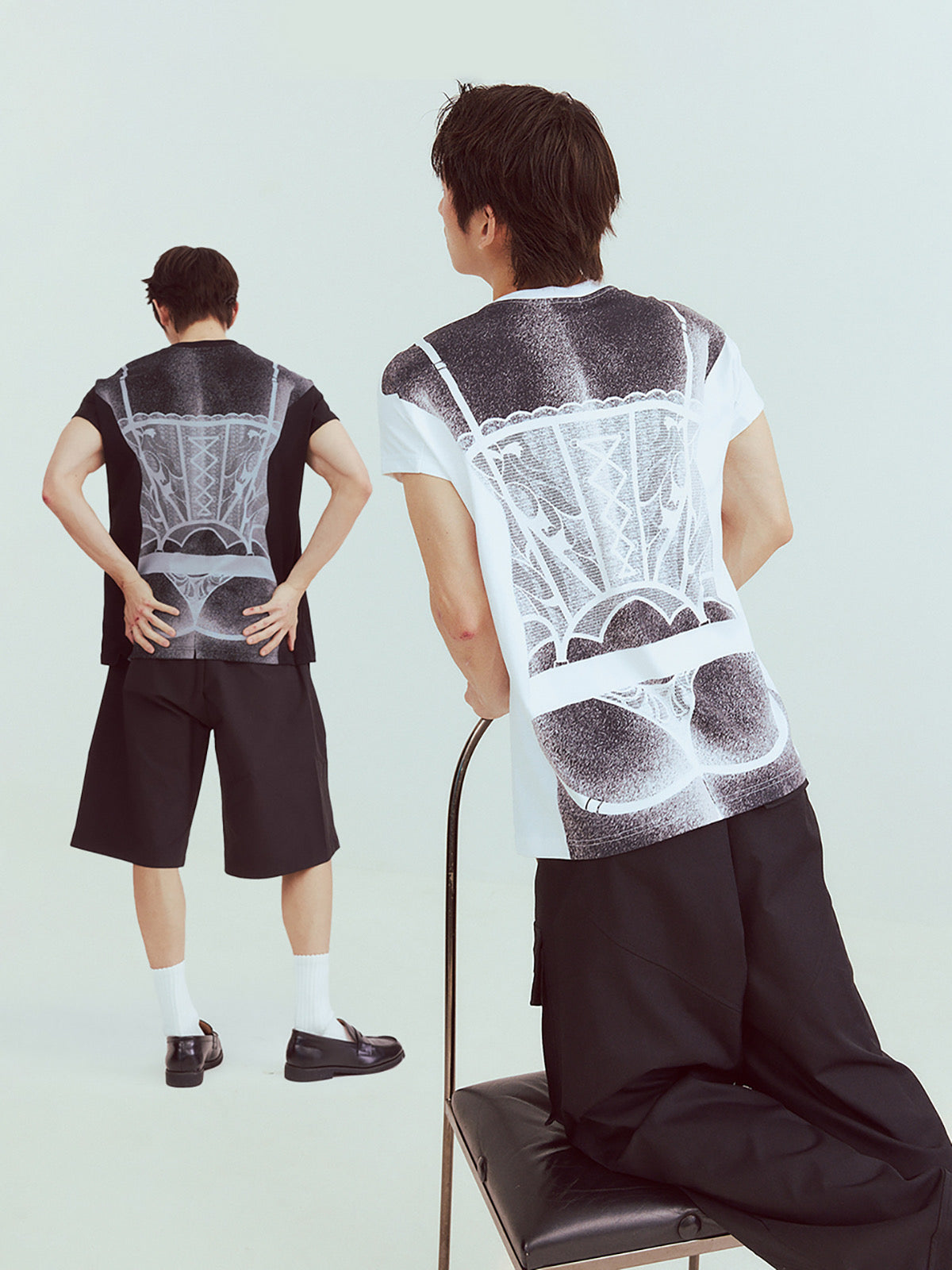 Loose T-shirt with back printing
