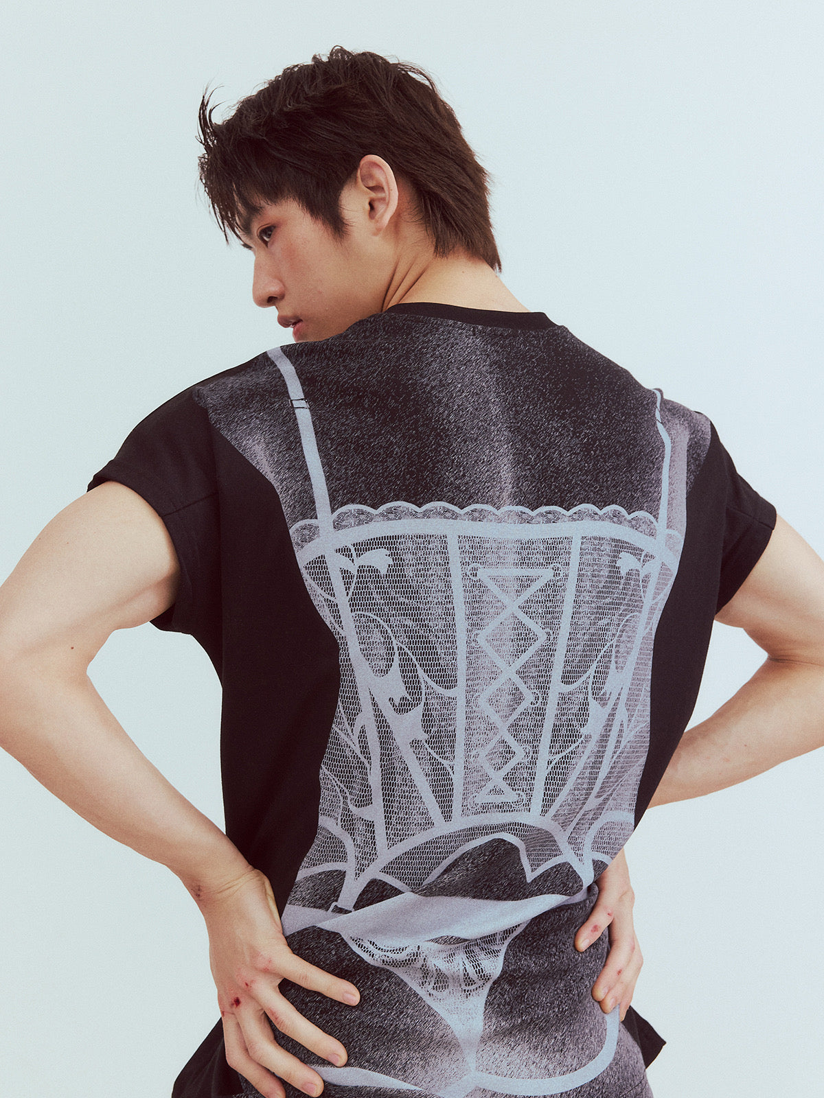 Loose T-shirt with back printing
