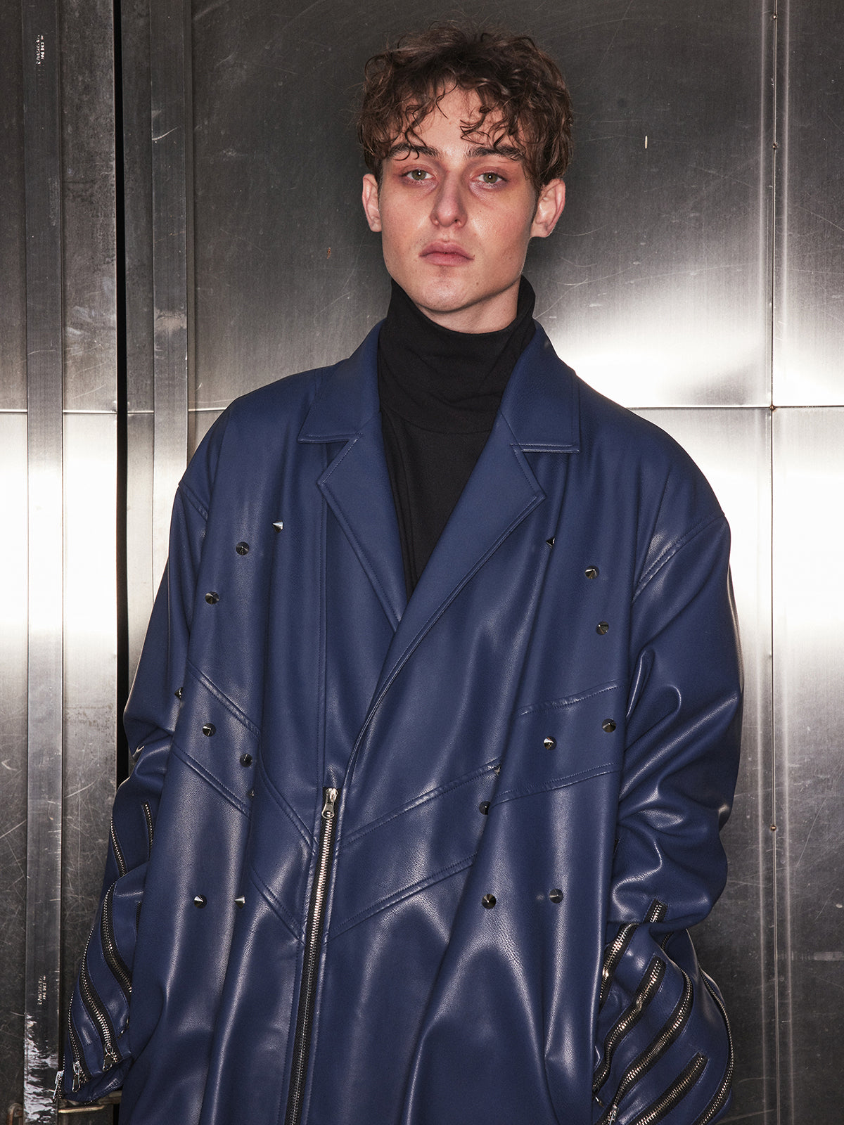 Blue cuff multi zipper silhouette jacket