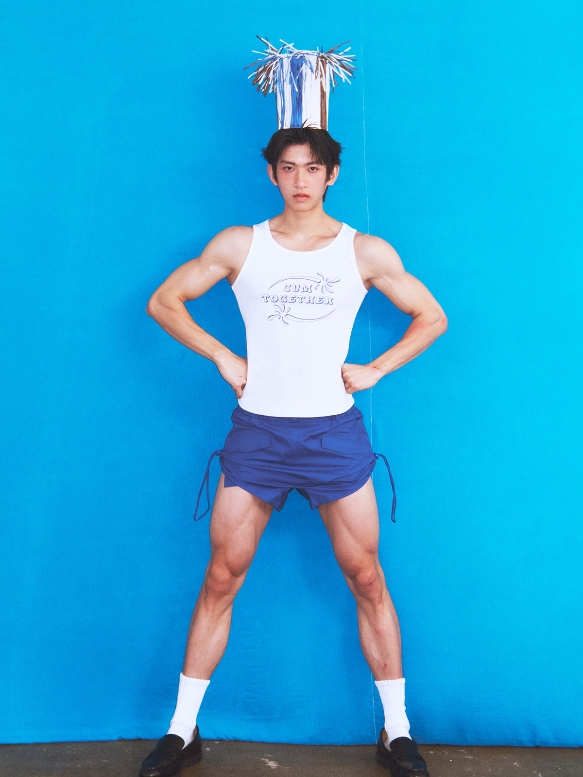 Blue distorted ultra-short shorts
