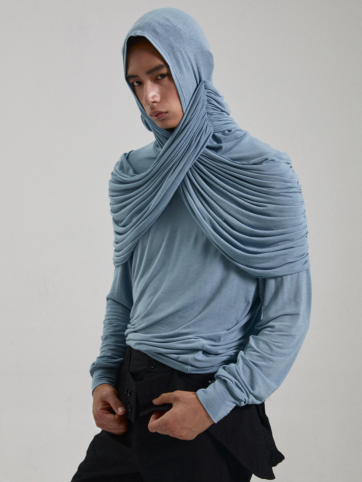 Two tone pleated hooded top