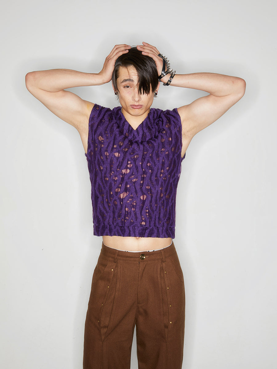 Two tone sleeveless hollow top