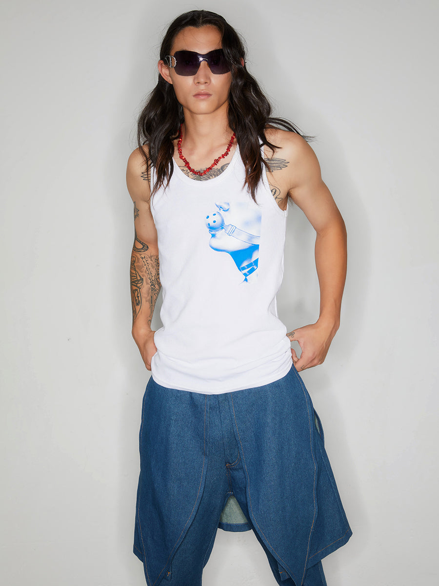 Mouth ball printed white vest