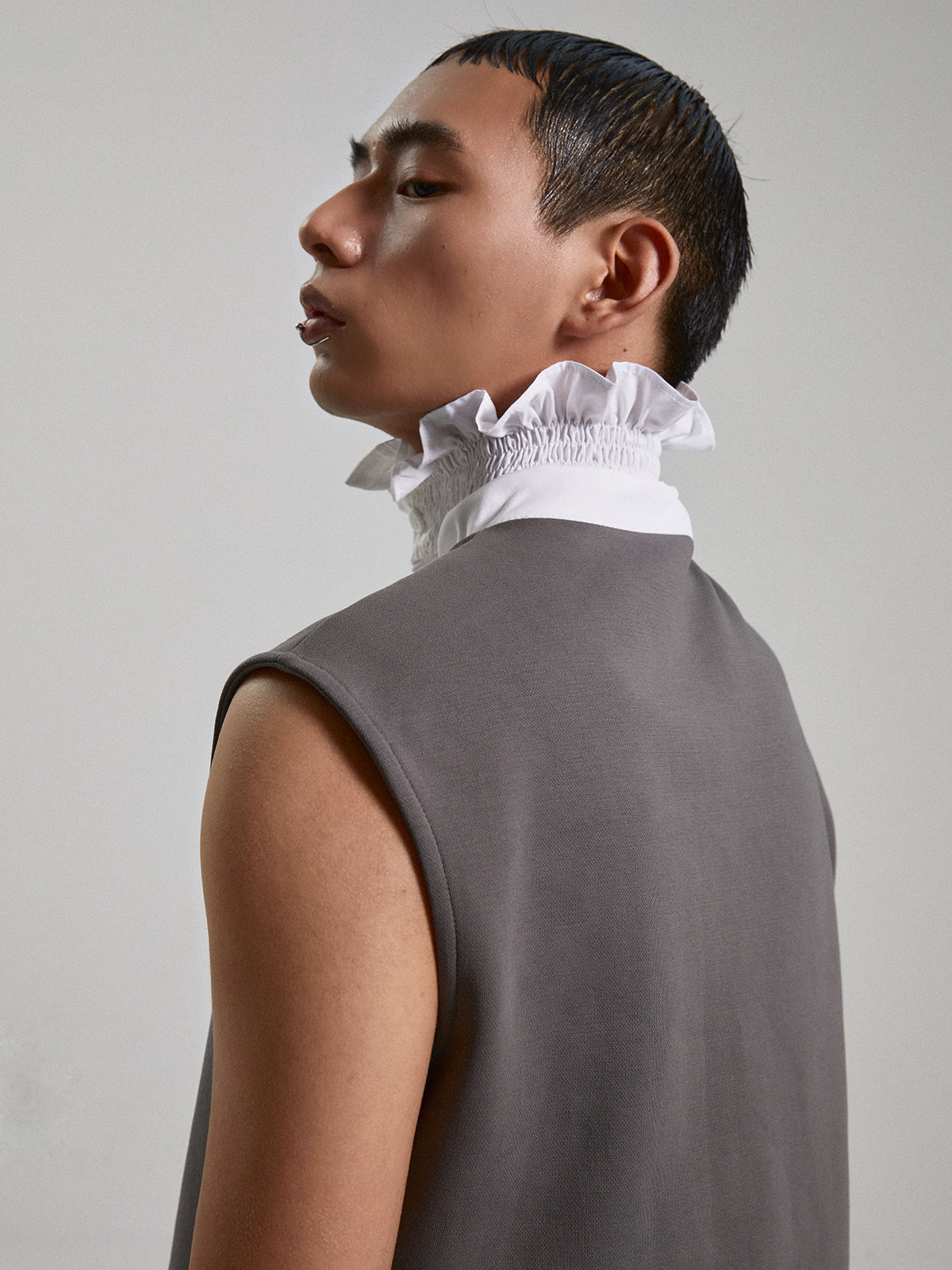 Palace White Shirt Collar Sleeveless T-shirt