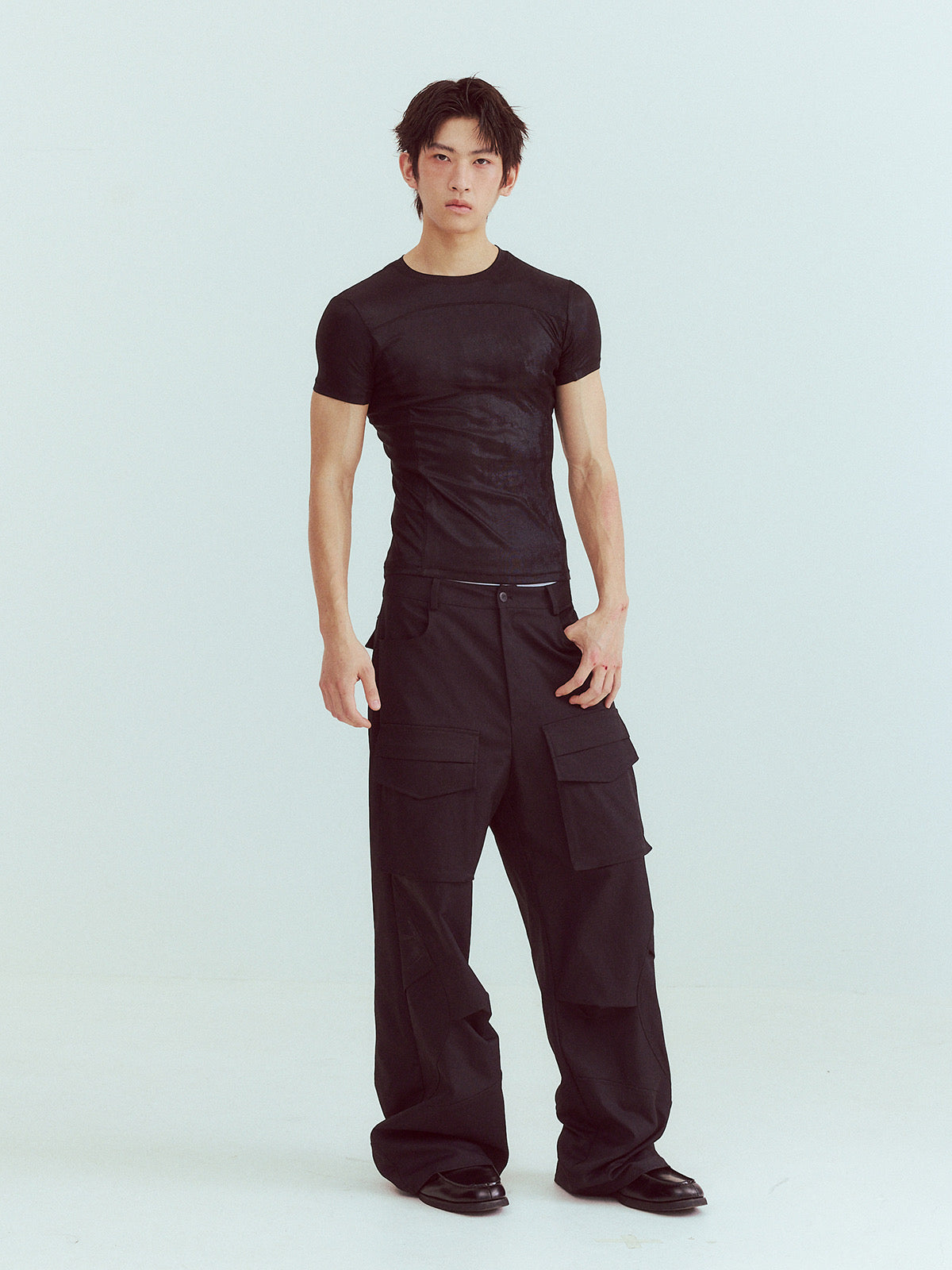 Reflective glossy tight-fitting split T-shirt