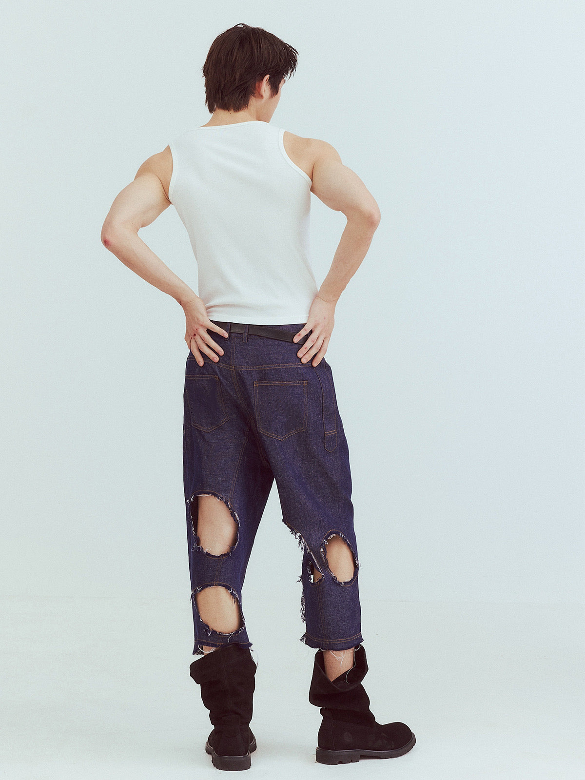 ripped capri pants