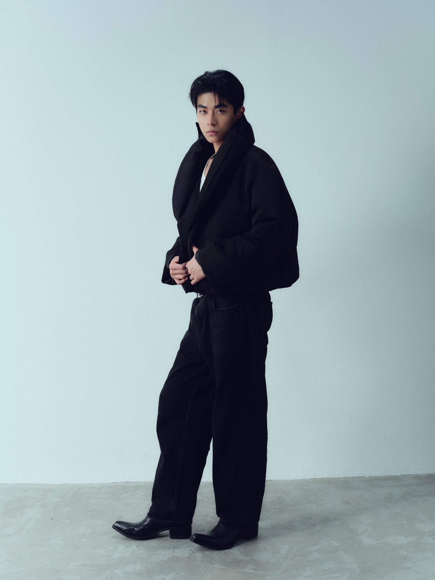 Short-Sleeved Down Jacket "Little Demon"