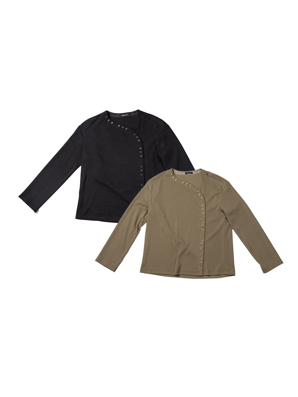 Curved collar slim fit long sleeved knitted top