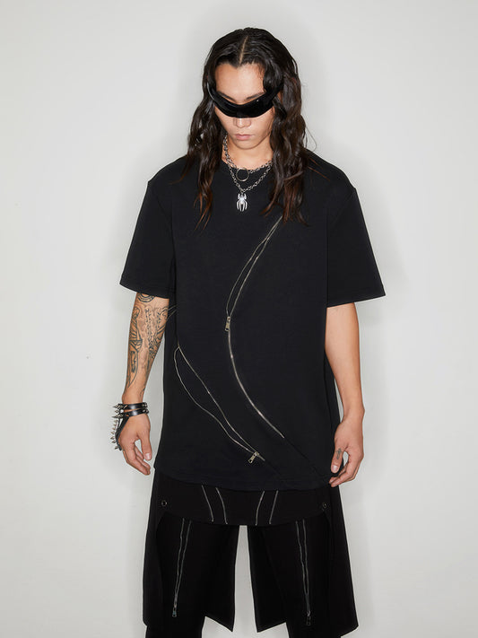 Black curved zipper short sleeved T-shirt