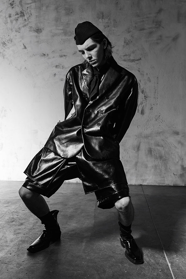 Hollow out silhouette coat