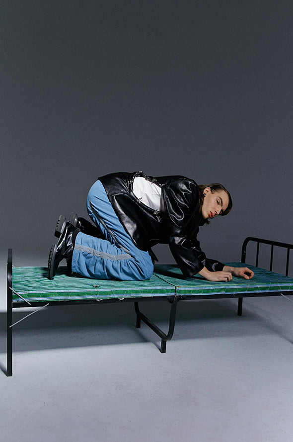 Hollow out silhouette coat