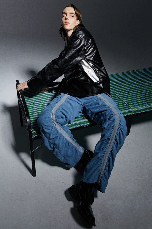 Hollow out silhouette coat