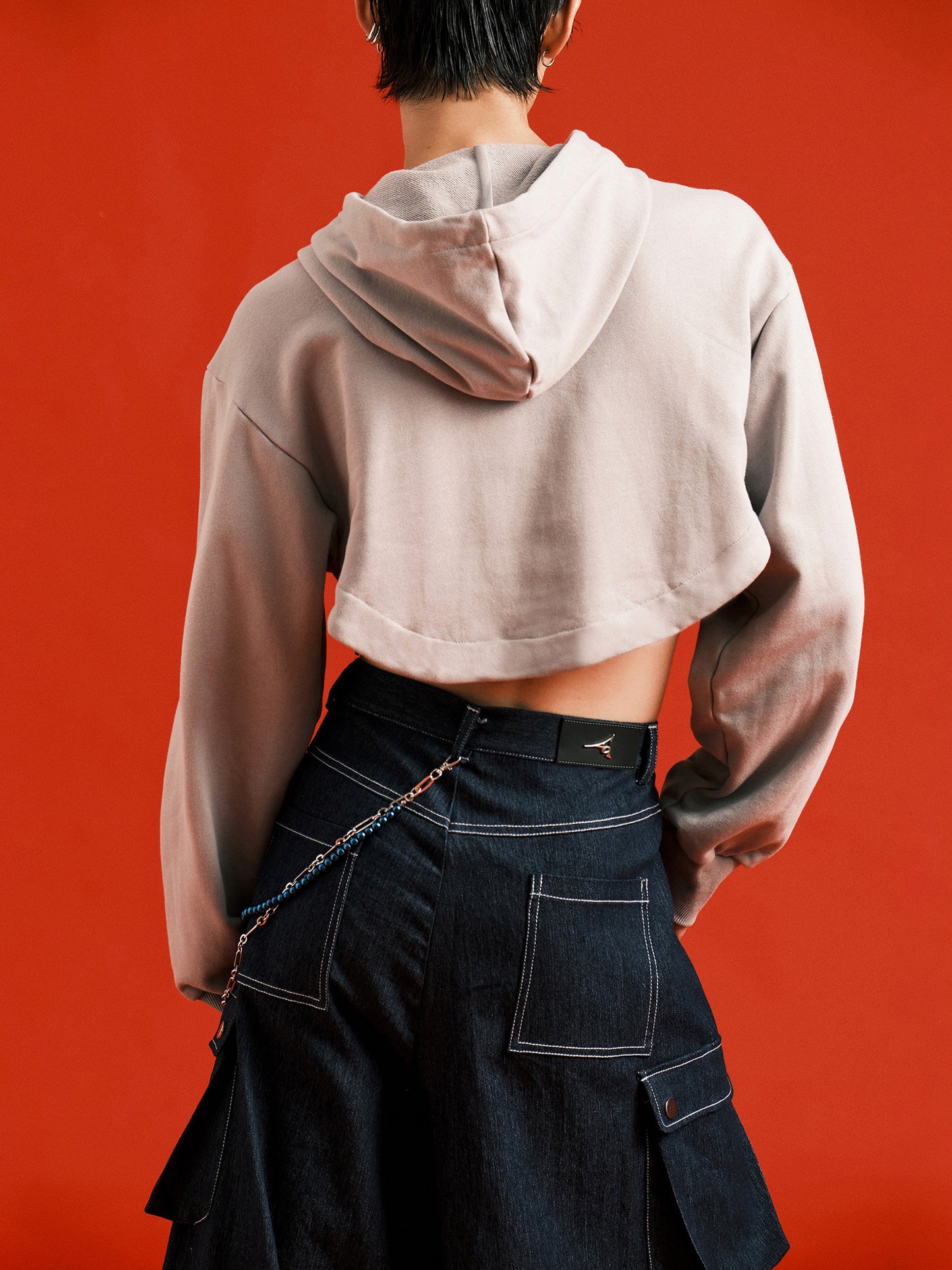 Multi zipper short hoodie